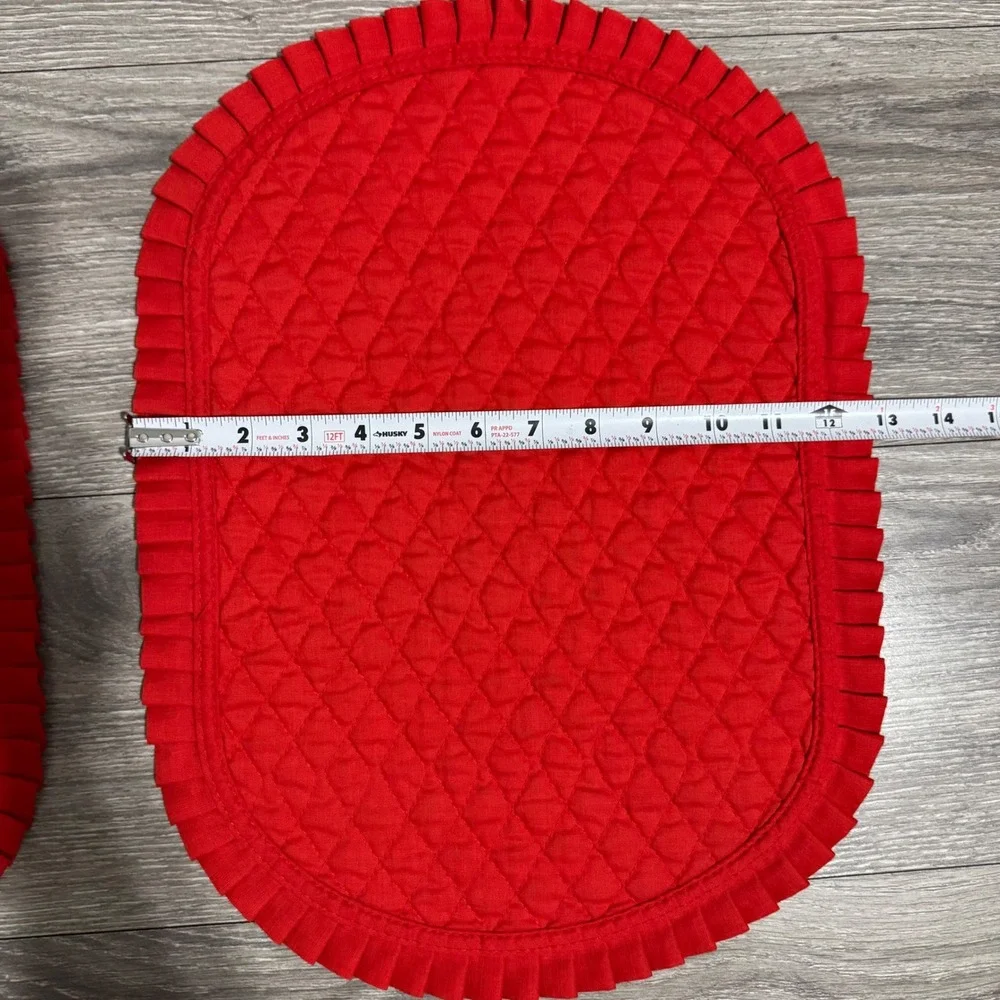 Set of 4 Red Quilted Oval Placemats Ruffled Edge Farmhouse Holiday Decor 17x12.5